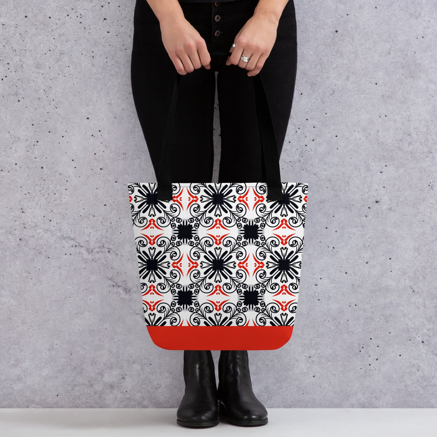 Dinusha Tote bag